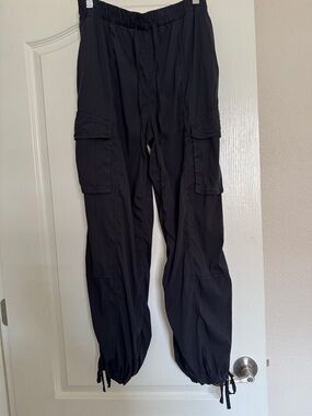 LULULEMON LIGHTWEIGHT CARGO DRAWSTRING PANTS